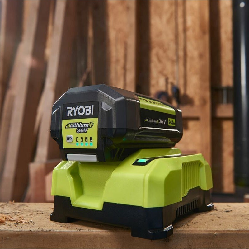 1 batterie lithium+ 36V - RYOBI RY36BC60A-140 - 4,0 Ah et 1 chargeur rapide 6,0 A