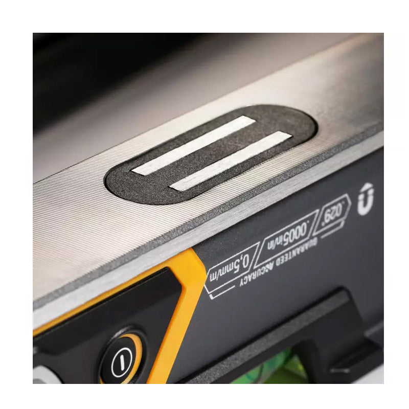 Niveau magnétique éclairé 23cm TOUGHBUILT TB-H2-L-M23-LH-M-BEA