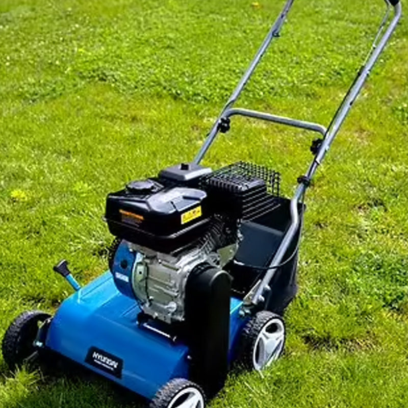 Scarificateur thermique HYUNDAI - 212 cm³ 40 cm 35 L