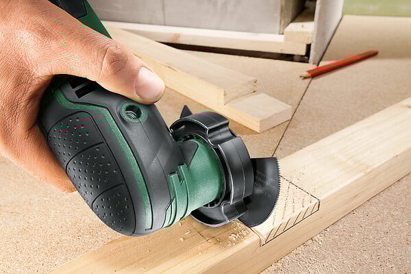 Outil multifonction PMF - 220W BOSCH DIY