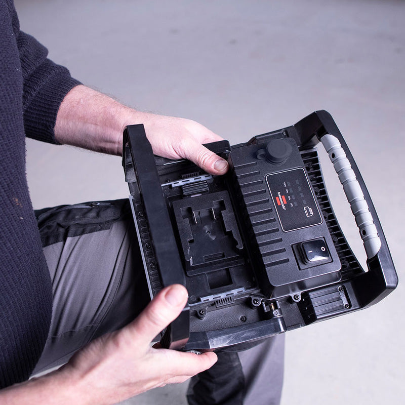 Projecteur LED Multi 6050MH hybride rechargeable BRENNENSTHUL - 1173140600 - compatible autres batteries