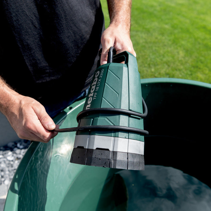 Pompe immergée METABO 601729850 18V TPF 18 LTX 2200 l/h (Machine seule)