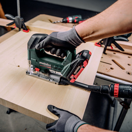 Scie sauteuse METABO "D" 32mm 18V STB 18 LT 130 BL - Pick+Mix (sans batterie ni chargeur), coffret metaBOX