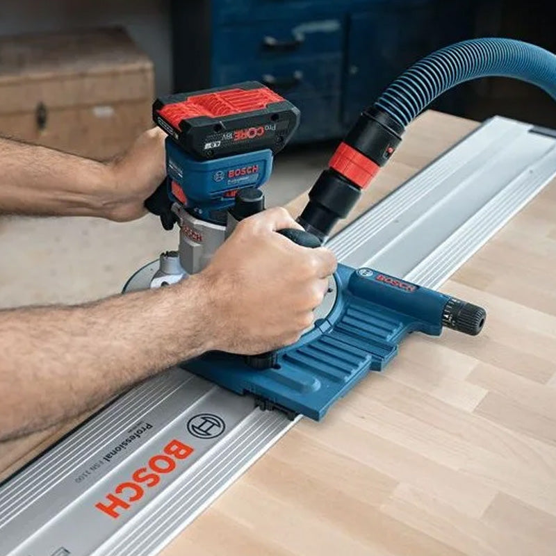 Affleureuse-defonceuse sans fil GKF 18V-8 solo + 1x base plongeante + 1x guide parallèle + 1x Pince de serrage 8mm + 1x Clé plate+ 3x adaptateurs poussière L (vendu sans batterie)