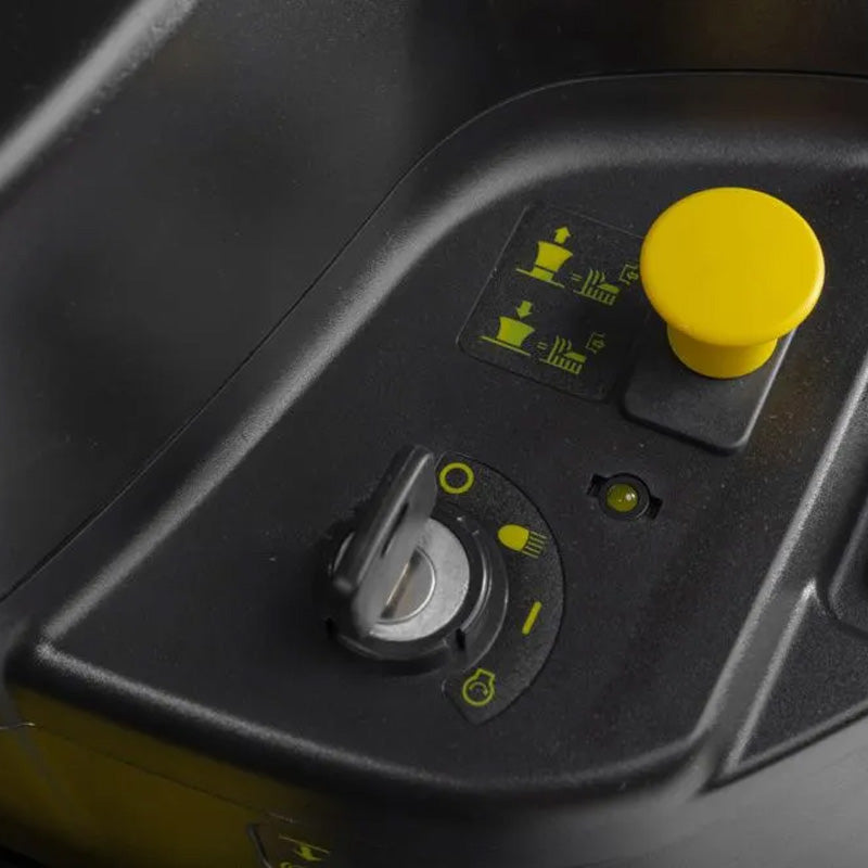 Autoportée Alpina-AT4 84 A (boite méca) ALPINA Ramassage Moteur Thermique ST 350 - 352 cc