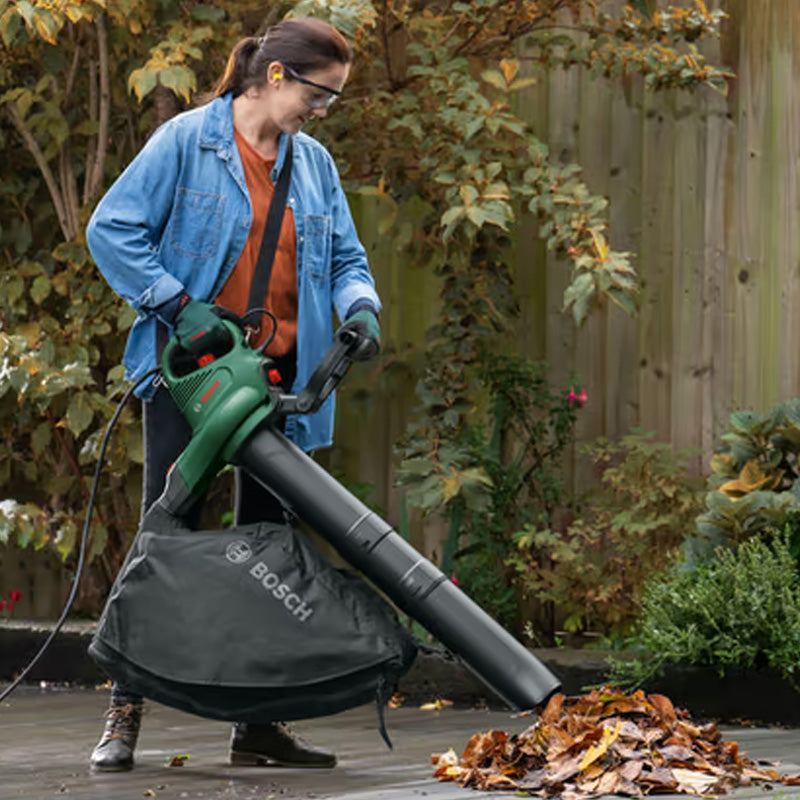 Aspirateur, broyeur et souffleur BOSCH UniversalGardenTidy 3000