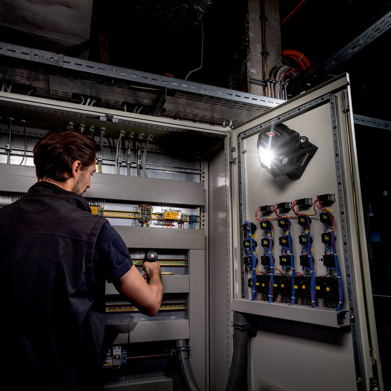 Lampe LED 112-18 V BSA 12-18 LED 2000 METABO Pick+Mix (sans batterie ni chargeur), carton