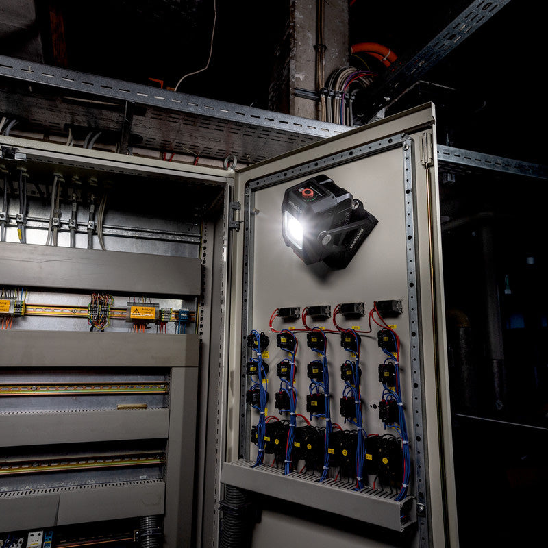 Lampe LED 112-18 V BSA 12-18 LED 2000 METABO Pick+Mix (sans batterie ni chargeur), carton