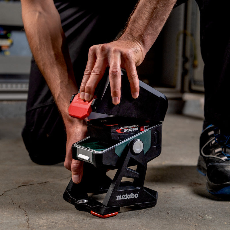 Lampe LED 112-18 V BSA 12-18 LED 2000 METABO Pick+Mix (sans batterie ni chargeur), carton