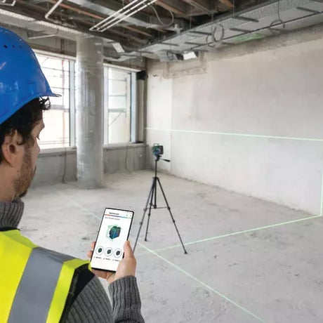 Laser lignes BOSCH GLL 12V-100-33 CG + pince DK 20 + Batterie GBA 12V 2.0Ah en L-Boxx