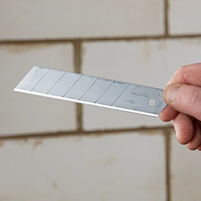 Lames de cutter 18mm - carte 10 lames - fatmax - STANLEY - 2-11-718