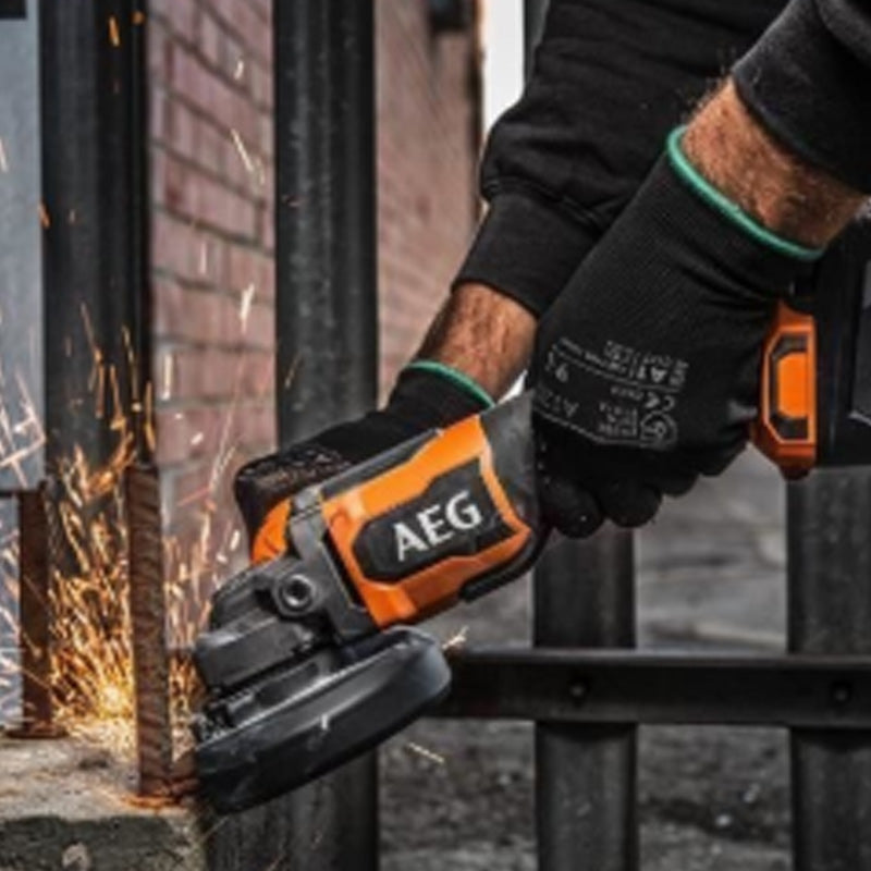 Meuleuse AEG BEWS18-125BL LI-502C 125mm 18V BRUSHLESS avec 2 batteries 5Ah + chargeur en coffret