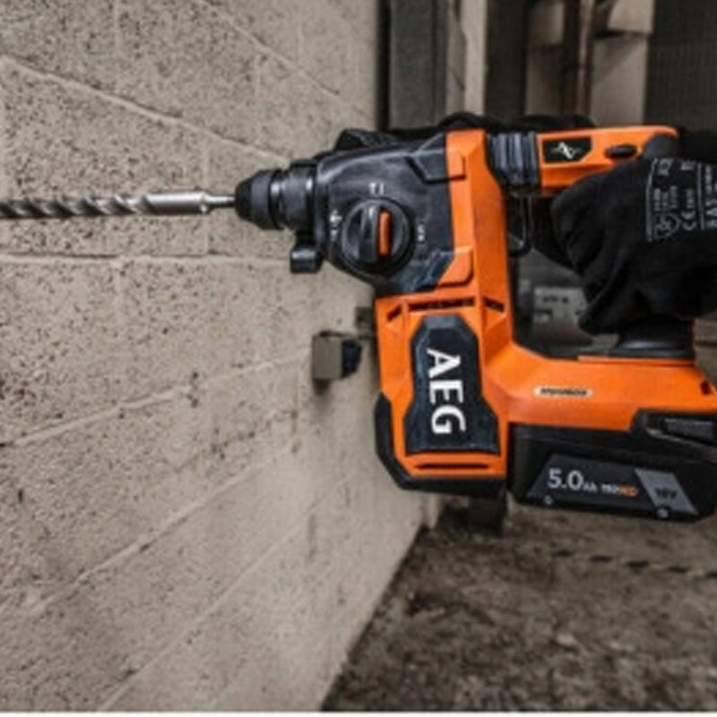 Perforateur burineur SDS+ AEG 18V BRUSHLESS 2,5J avec 2x5Ah + chargeur en coffret