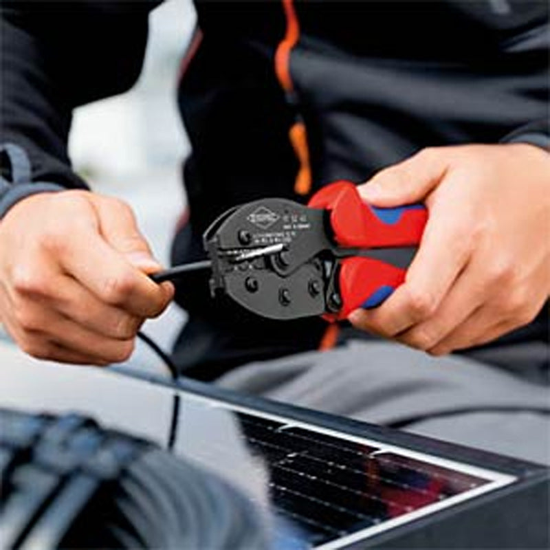 Pince à sertir PreciForce® pour contacts photovoltaïques MC4 / MC4 Evo2 4 - 6mm² KNIPEX - 975242