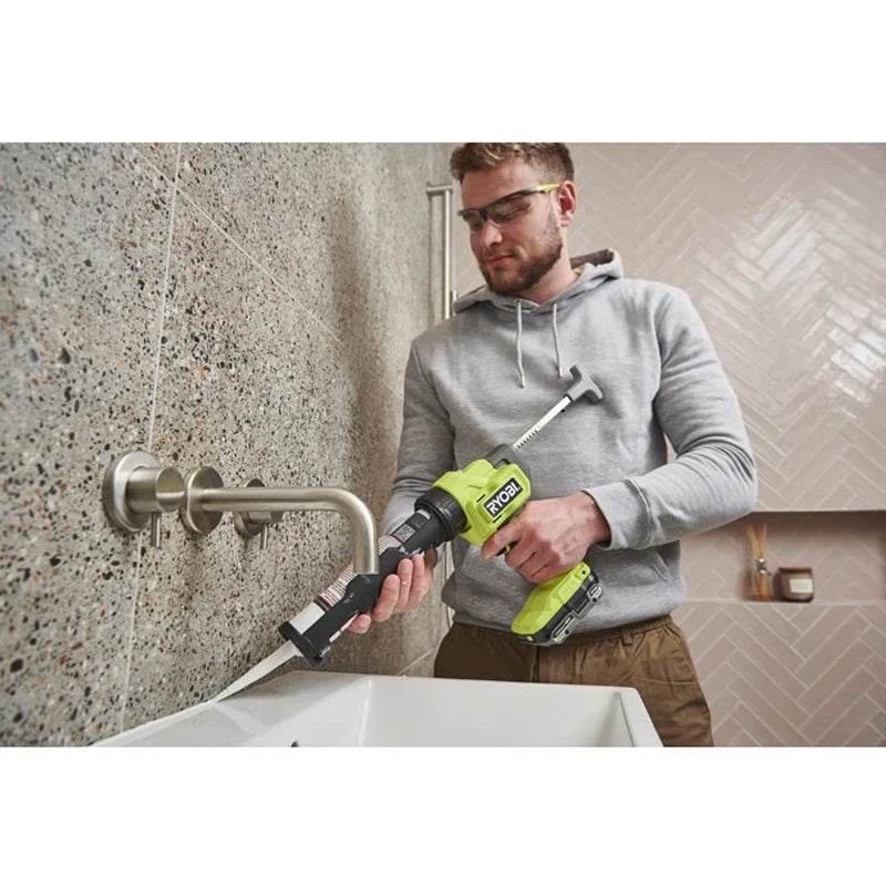 Pistolet à cartouche 18V ONE+ RYOBI RCG18-0 2225 N 310 mL avec variateur de vitesse (vendu sans batterie)