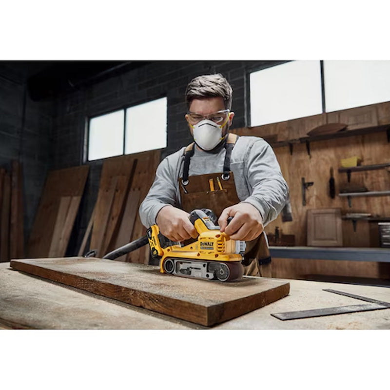 Ponceuse à bande 75 x 533 mm 18V DEWALT DCW220P2-QW XR Brushless avec coffret et 2 batteries 5,0 Ah