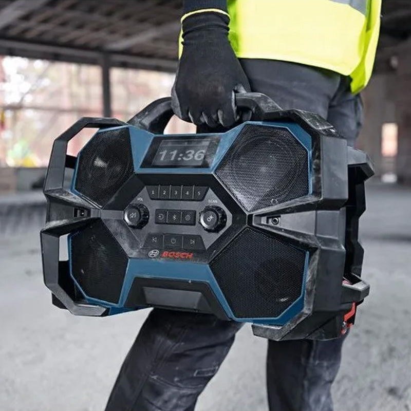 RADIO BOSCH GPB 18VH-6 SRC, 2x AAA solo (C)