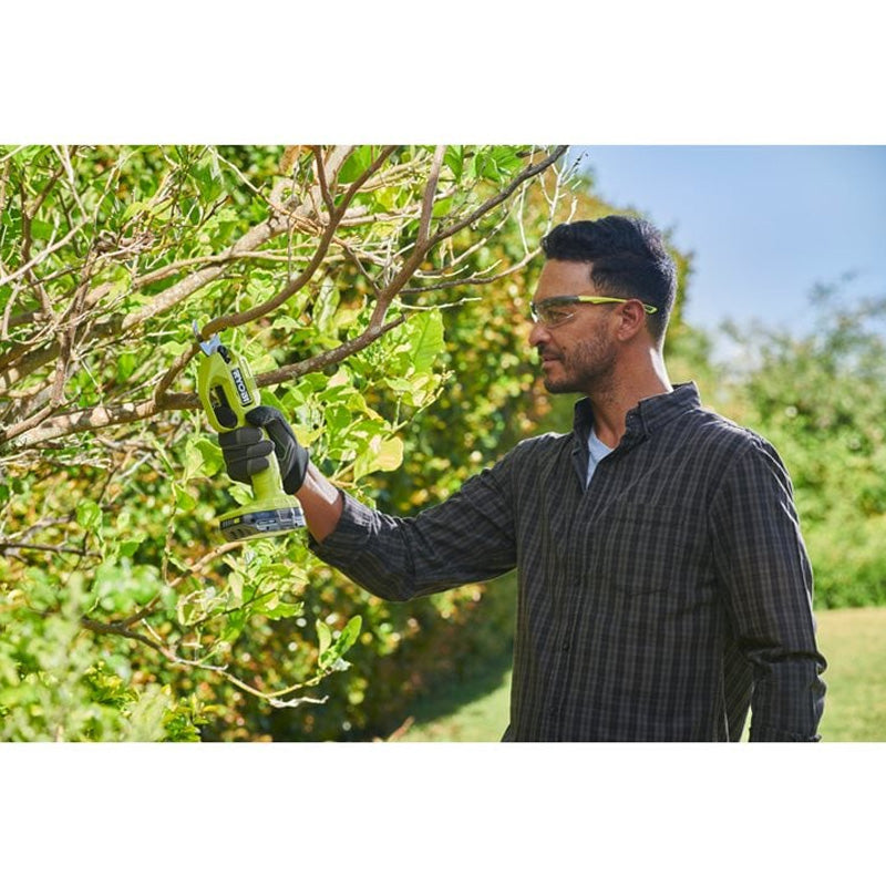 Sécateur 18V ONE+™ RYOBI RY18SCA-0 lames Bypass chromées en acier carbone japonais SK5 - capacité de coupe 25 mm (Produit seul)