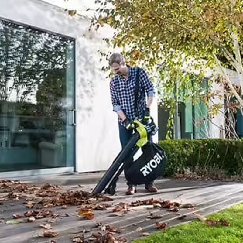 Souffleur aspiro-broyeur 18V - RYOBI OBV18 - 2-en-1 - Brushless / moteur sans charbons - vitesse max. soufflerie 201 km/h - volume d'aspiration : 6,0 m³/min - ratio de broyage : 10:1 - lames métal PowerMulching™ - sac collecteur 35 L (vendu sans batterie)