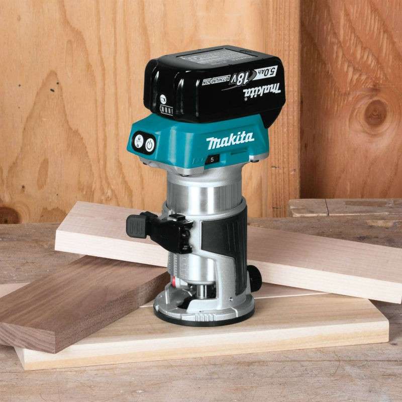 Affleureuse MAKITA DRT50RTJX3 18V (2x5Ah) Ø 8mm avec kit d'accessoires