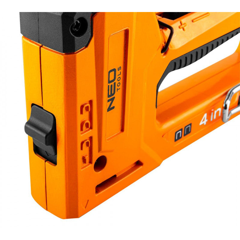 Agrafeuse NEO TOOLS 16-030 pour tapisserie d'ameublement 4-en-1 6-14 mm