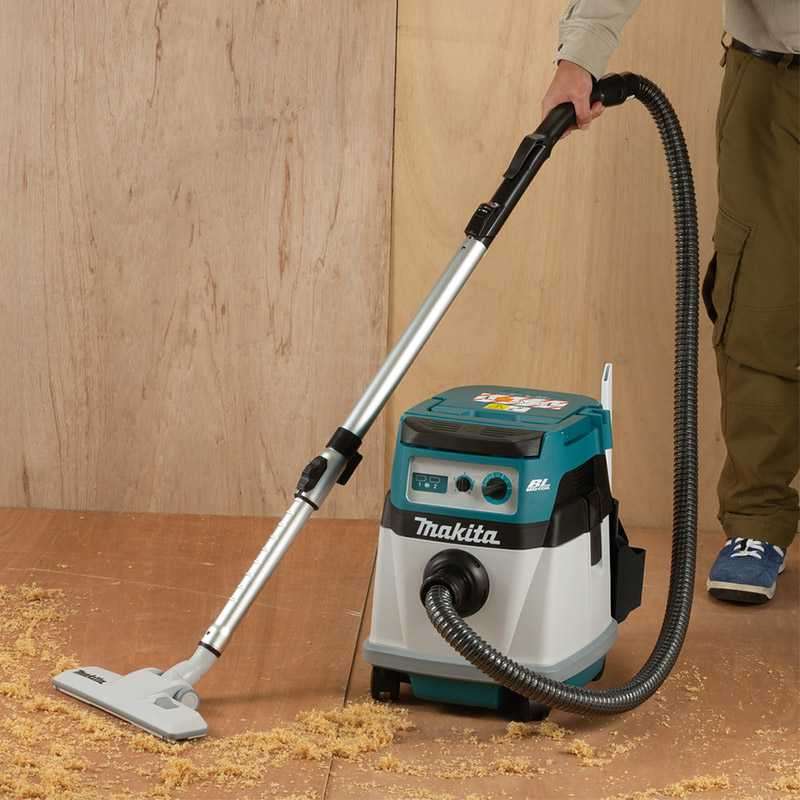 Aspirateur eau poussière MAKITA DVC155LZX2 15L 36 V (vendu sans batterie)