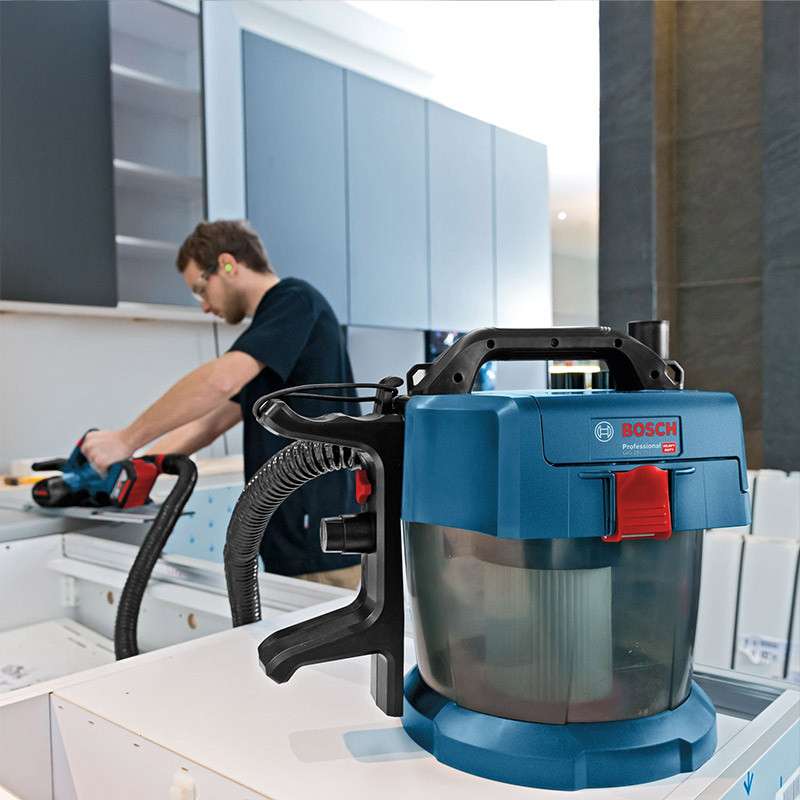 Aspirateur sans fil à roulettes BOSCH 06019C6302 - GAS 18V-10 L Professional (vendu sans batterie)