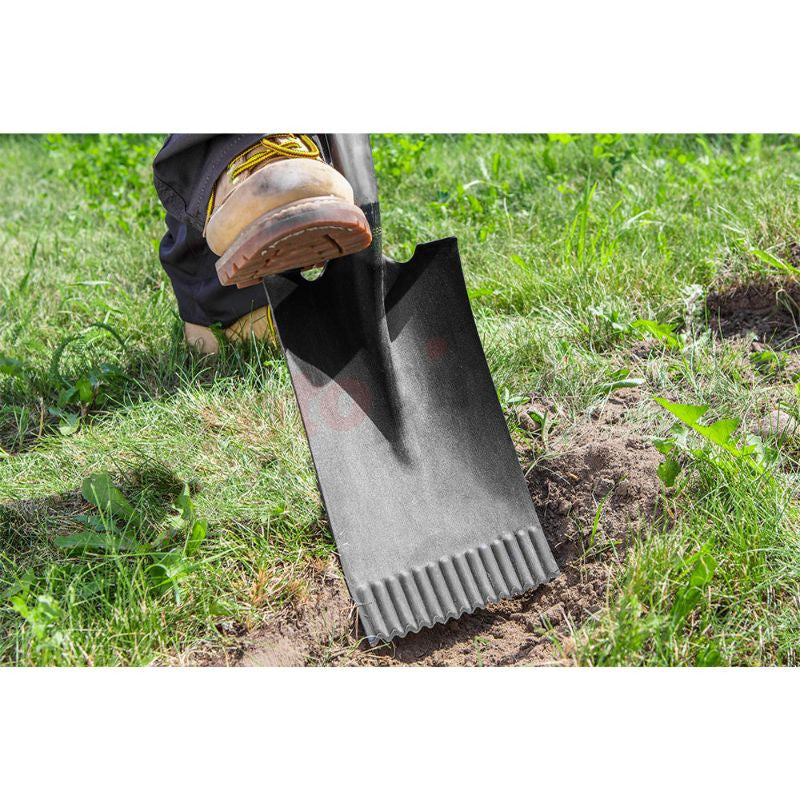 Bêche à tête dentelée VERTO 15G004 - Manche en fibre de verre - T-Rex