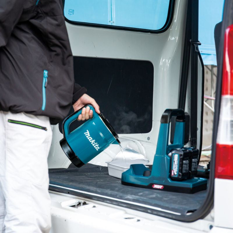 Bouilloire 800 mL 40V max XGT MAKITA KT001GZ (vendu sans batterie)