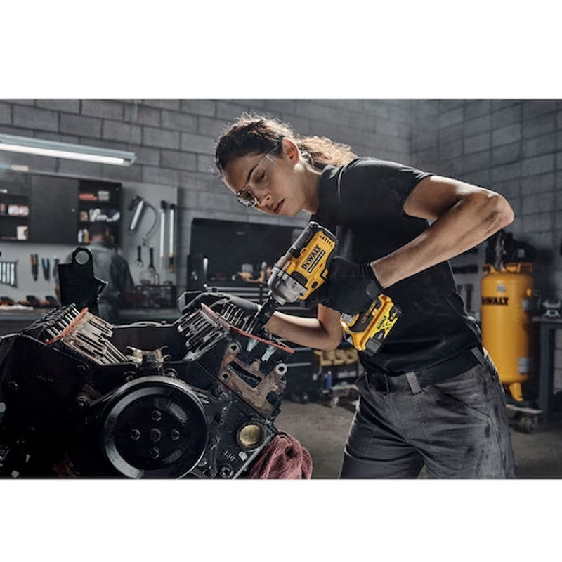 Boulonneuse à chocs ½” 812 Nm 18V DEWALT DCF891P2T-QW Brushless avec coffret et 2 batteries