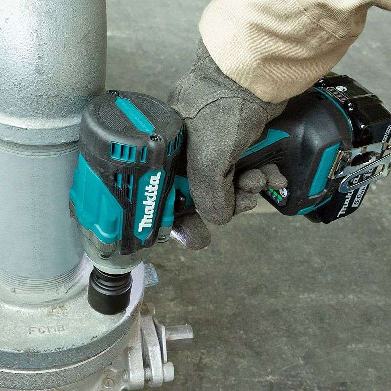 Boulonneuse à chocs MAKITA DTW300Z - 18V (vendu sans batterie)