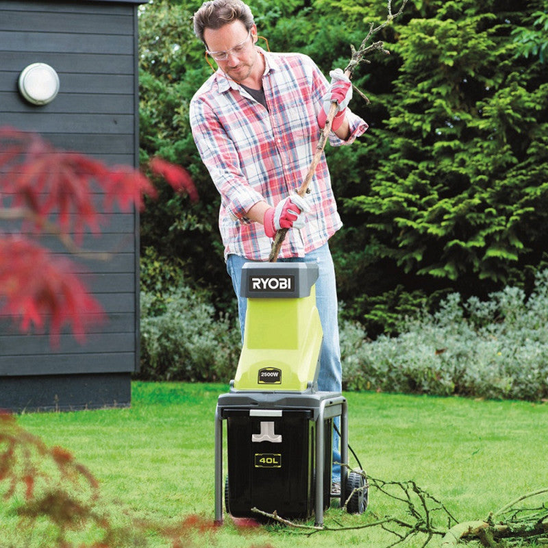 Broyeur RYOBI RSH2545B 2500 W - Capacité broyage 45 mm - 40 L