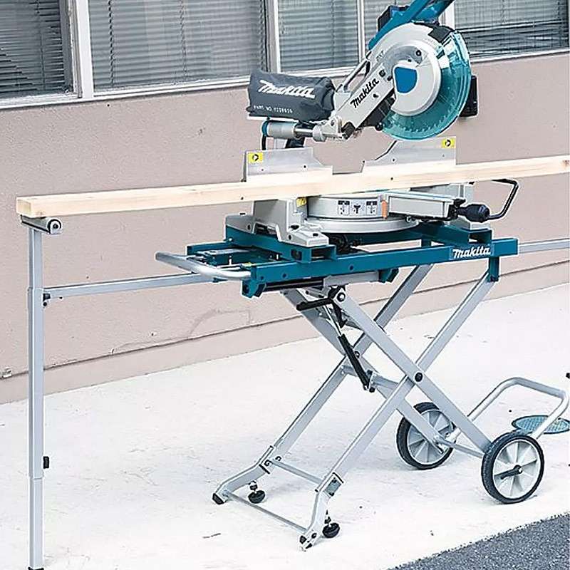 Chariot Établi MAKITA DEAWST05 avec servantes et roues