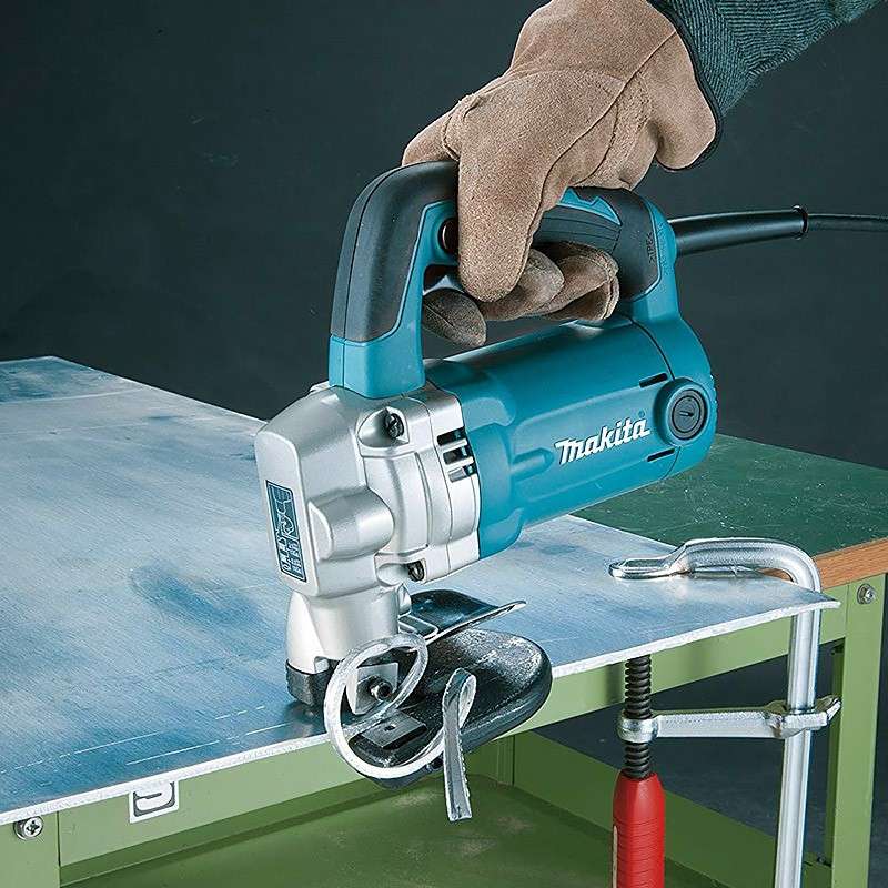 Cisaille Métal MAKITA JS3201J - 710W - 3,2mm