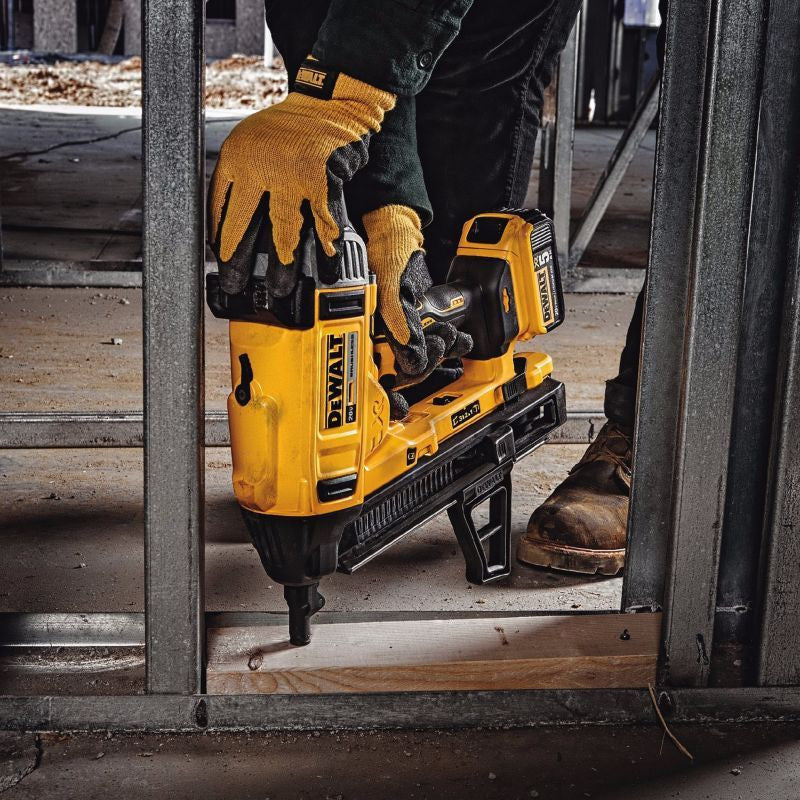 Cloueur béton et acier 18V DEWALT DCN890NK-XJ