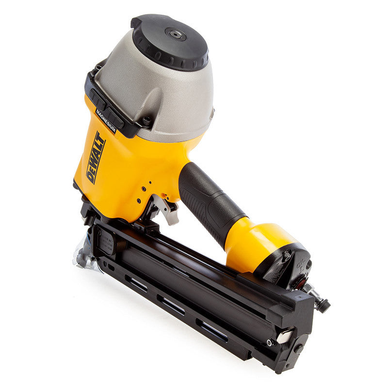 Cloueur de charpente à bande pneumatique 90Nm DEWALT DPN9033SM-XJ