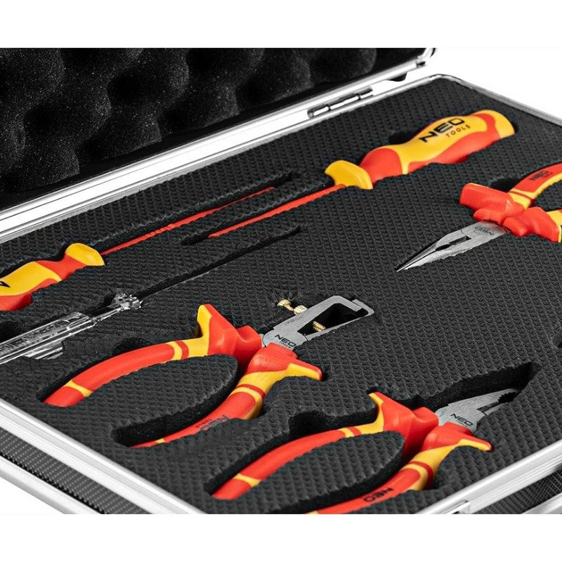 Coffret 7 outils isolés 1000 V NEO TOOLS 01-235
