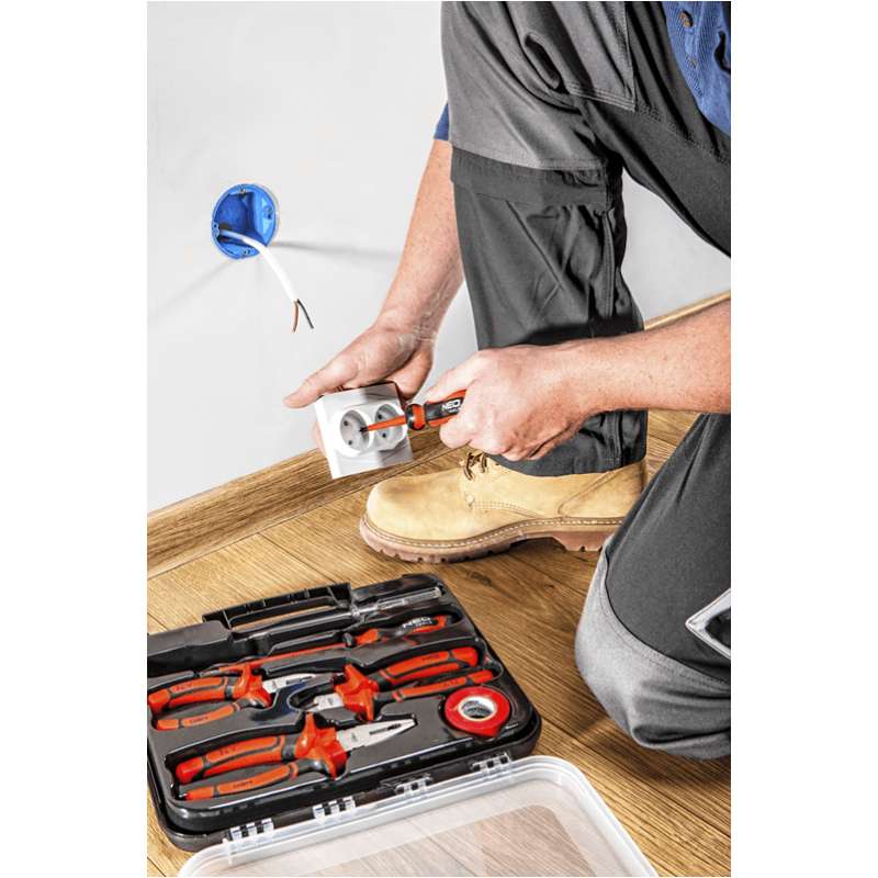 Coffret de 7 outils isolés 1000 V NEO TOOLS 01-305