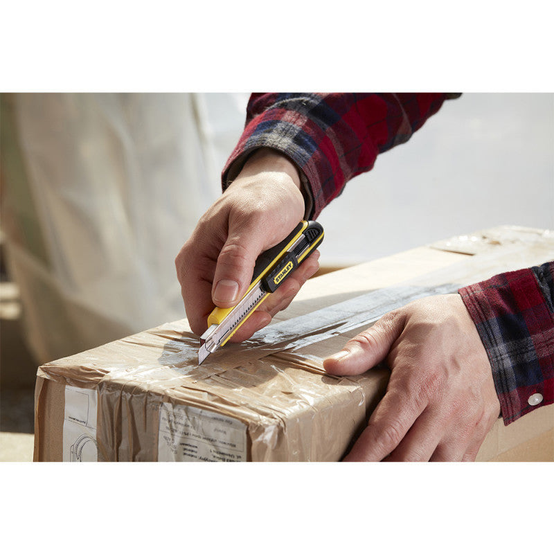 Cutter à cartouche STANLEY 0-10-475 FATMAX - 9 mm