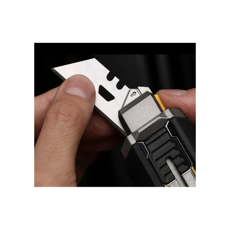 Cutter grattoir 2 en 1 +5 lames - TOUGHBUILT - TB-H4S5-01-BEA