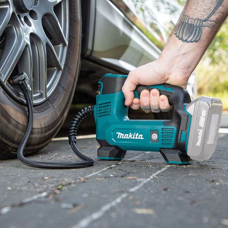 Gonfleur MAKITA DMP180Z - 18V (vendu sans batterie)