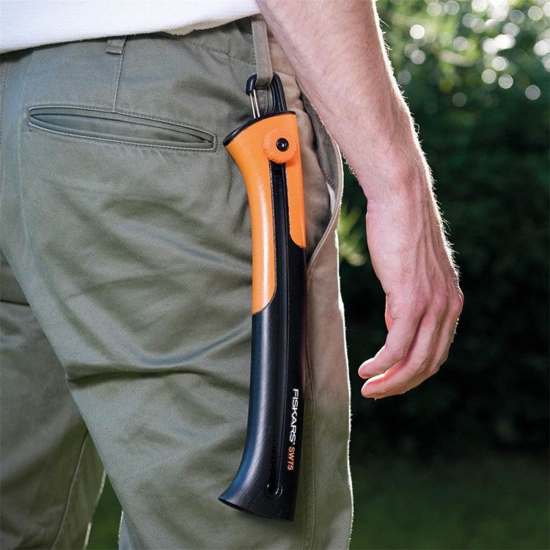 Grande scie de jardin a lame rétractable FISKARS Xtract SW75