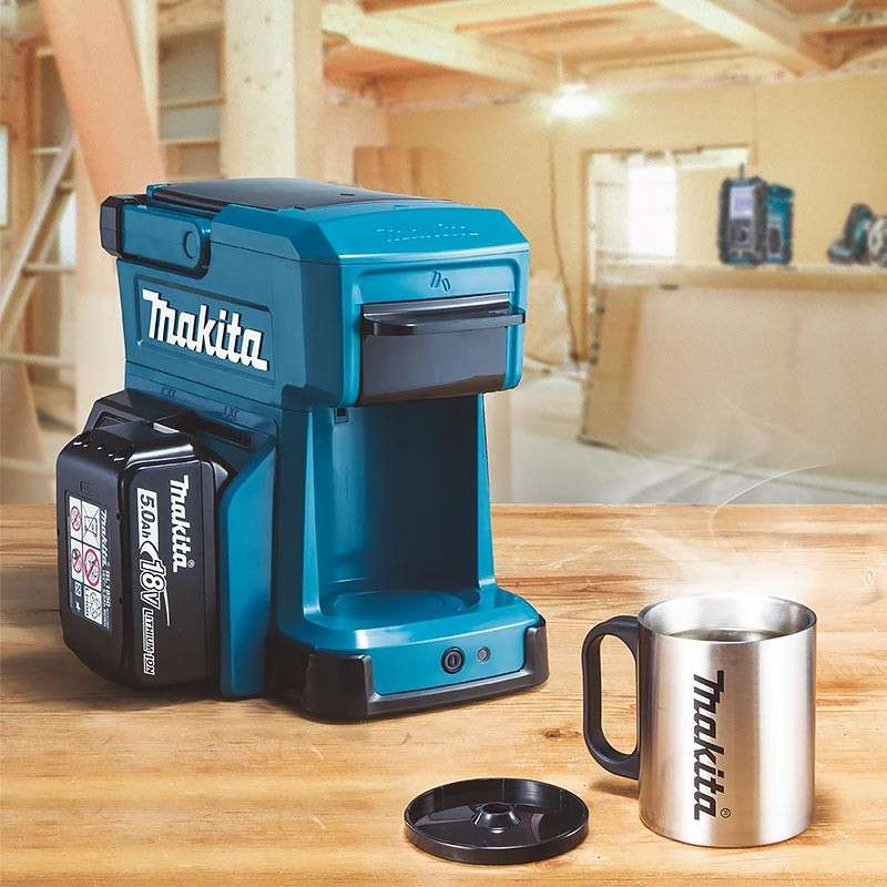 Machine à café MAKITA DCM501Z 18V ou 12V Li-Ion (vendu sans batterie)