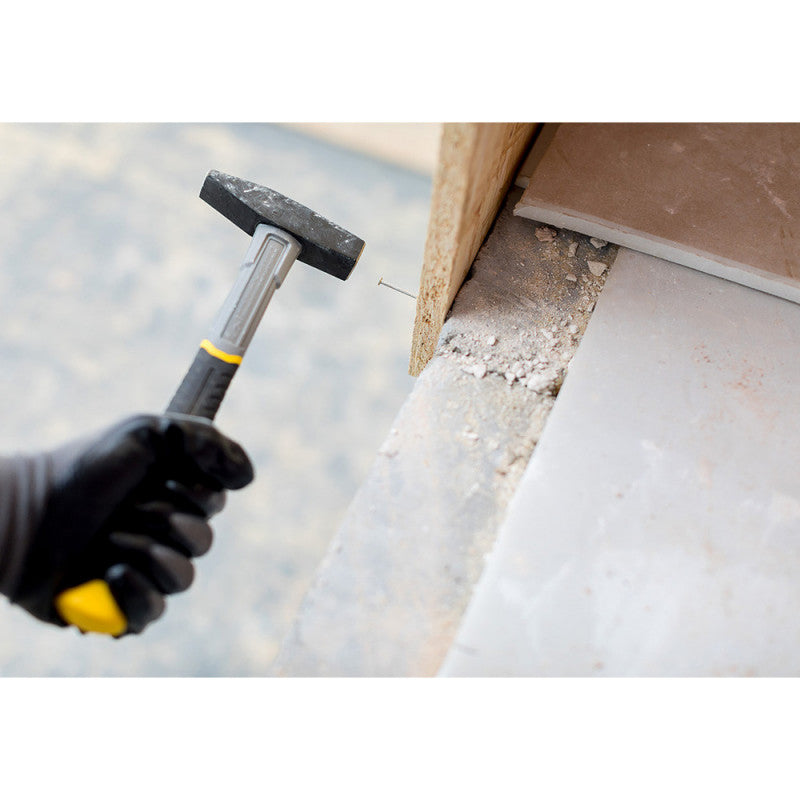 Marteau de serrurier manche fibre de verre STANLEY 300 g