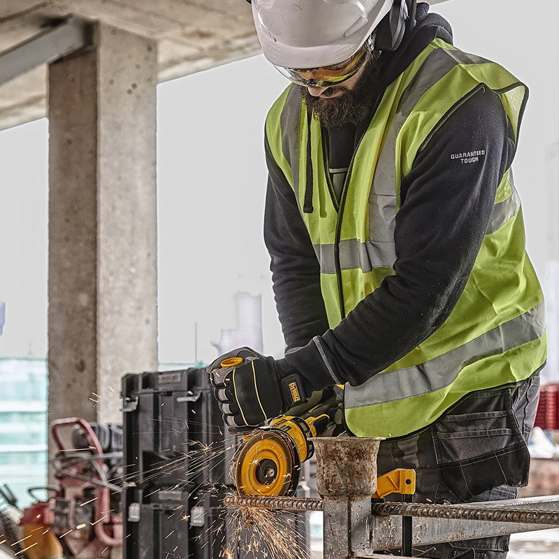 Meuleuse Ø125mm 54V DEWALT DCG418X2-QW avec coffret et 2 batteries 9,0 Ah FLEXVOLT