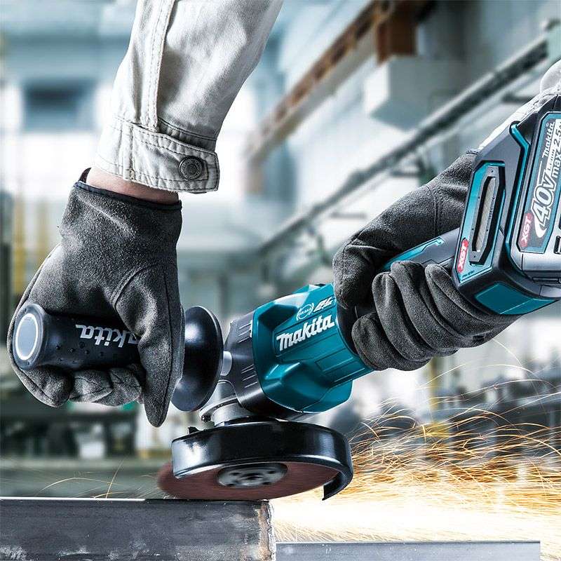 Meuleuse MAKITA GA005GM201 125mm 40V max Li-ion (2x4Ah)