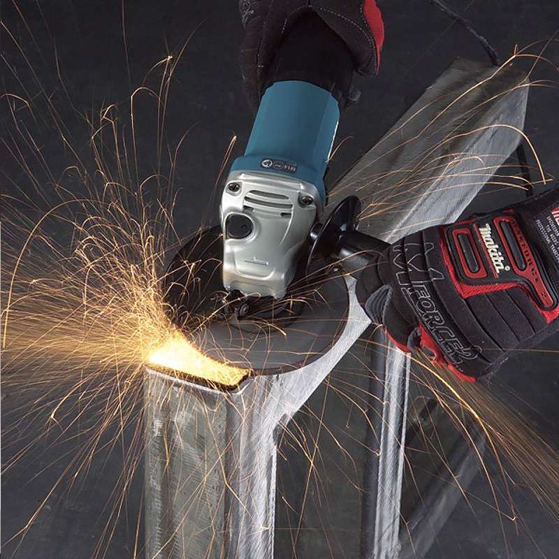 Meuleuse MAKITA GA5030RSP6 720W Ø 125mm (coffret alu)