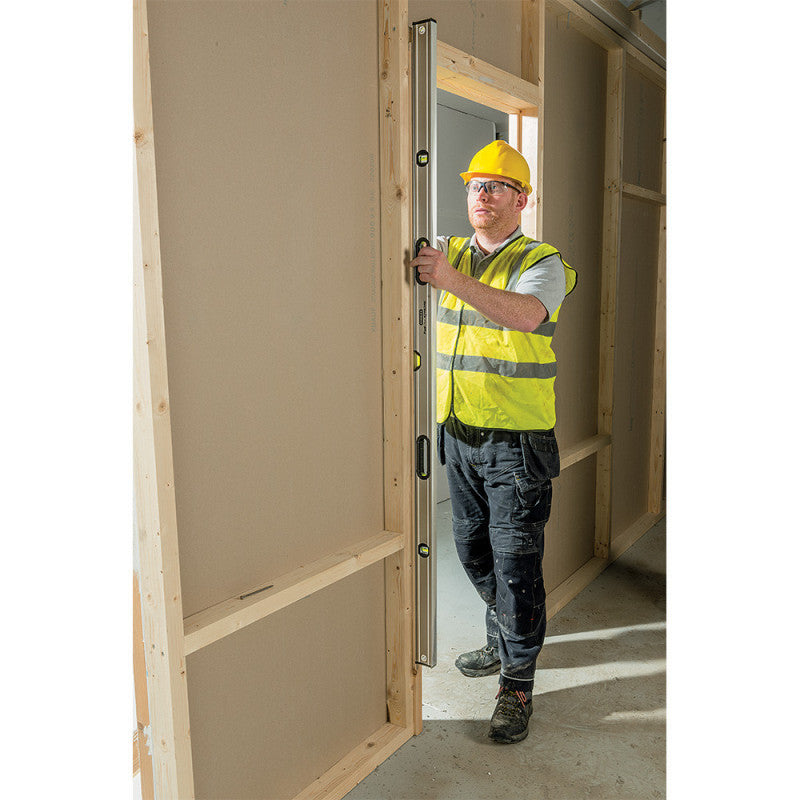 Niveau tubulaire STANLEY 0-43-672 FATMAX PRO - 180 cm