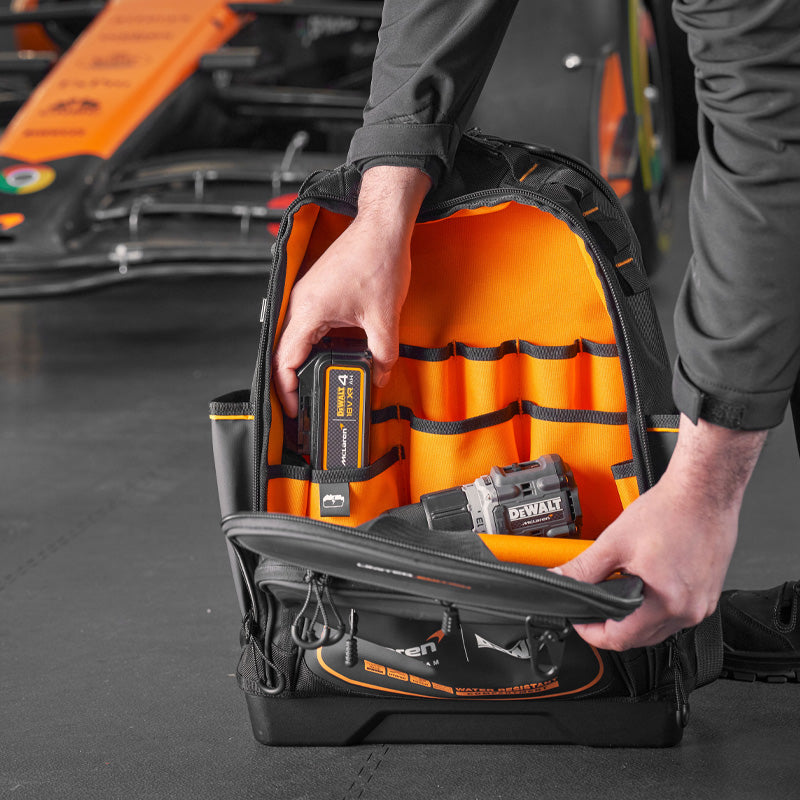 Sac À Dos DEWALT - Edition Limitee MCLAREN (Offre cadeau uniquement, indisponible à l'achat)