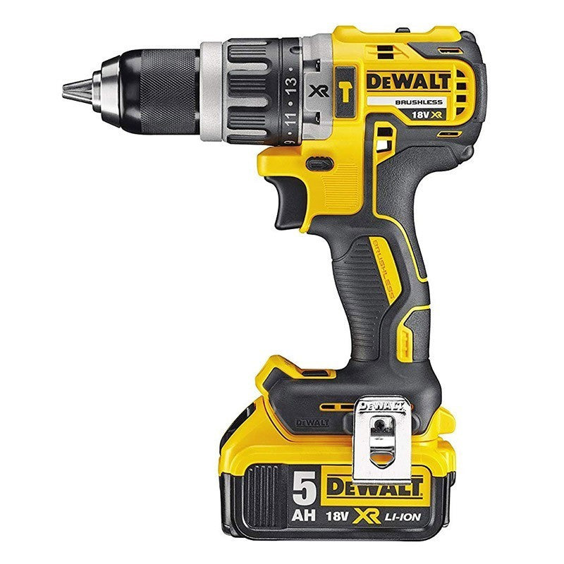 Pack 2 outils 18V DEWALT DCK266P2-QW : Perceuse-visseuse à percussion DCD796 et Visseuse à choc DCF887 avec 2 batteries 5,0 Ah et coffret